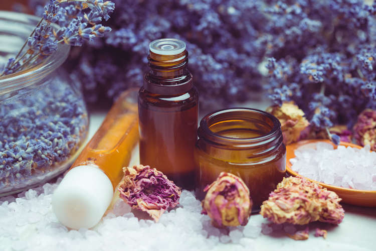 The Scent of Calm: Why Aromatherapy is the Perfect Partner to Your Relaxation Massage